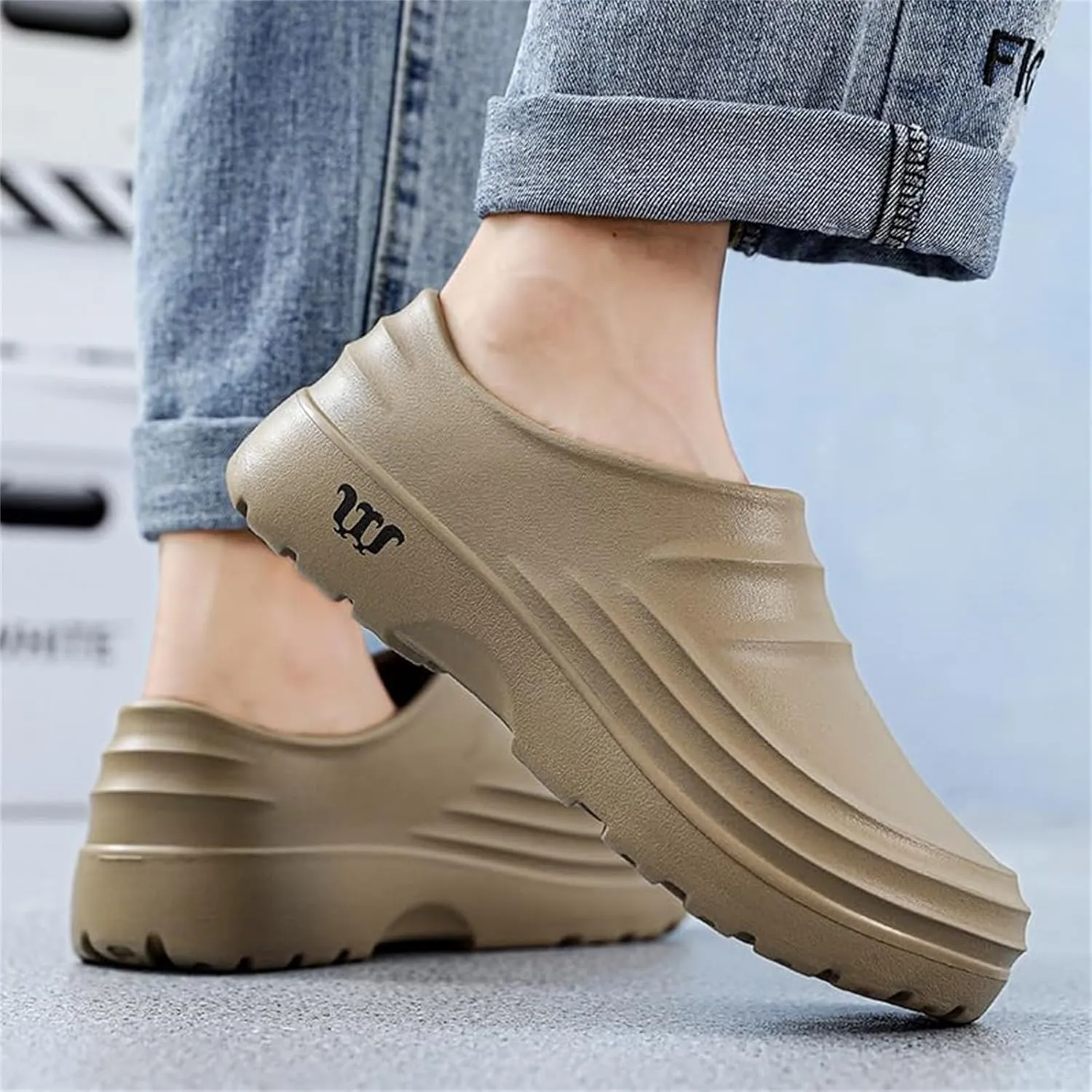 Armadillo Chef Shoes Men Women Classic Healthy & Non-Slip Comfort Clogs Resistant Waterproof Work Shoes Ideal for Healthcare Kitchen Food Service Shoe