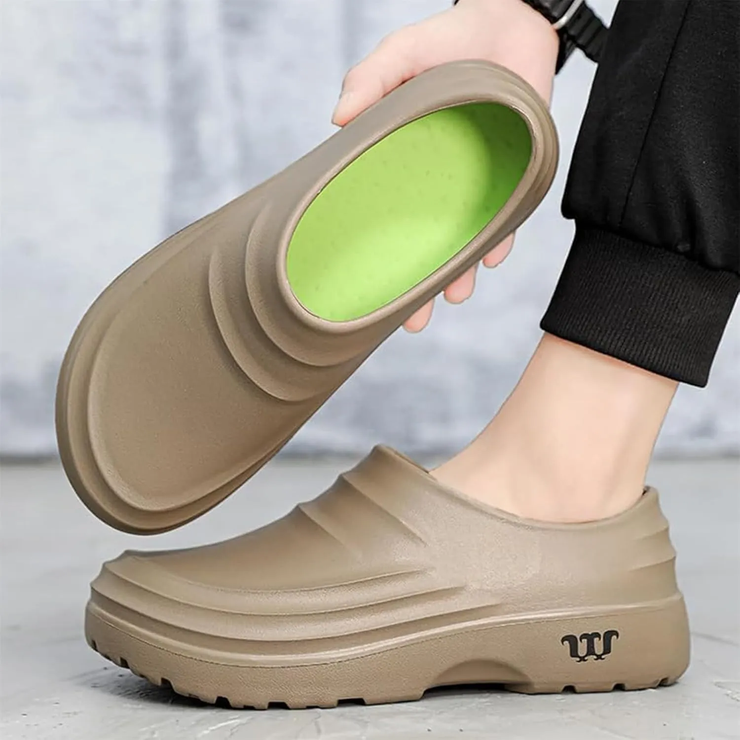 Armadillo Chef Shoes Men Women Classic Healthy & Non-Slip Comfort Clogs Resistant Waterproof Work Shoes Ideal for Healthcare Kitchen Food Service Shoe