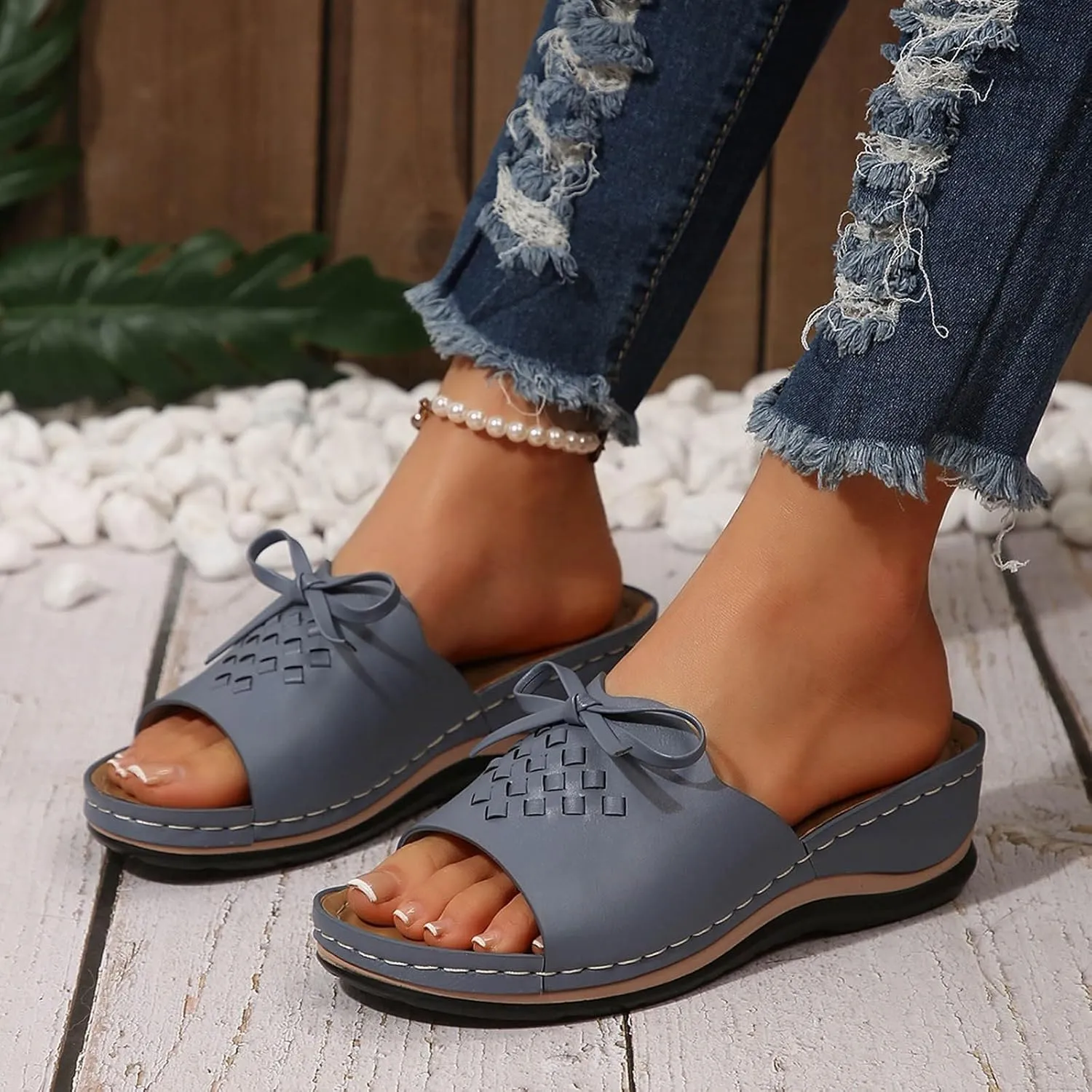 Fashionable Women's Slippers Comfortable Open Toe Wedge Sandals for Casual Relaxation Summer Stylish Footwear
