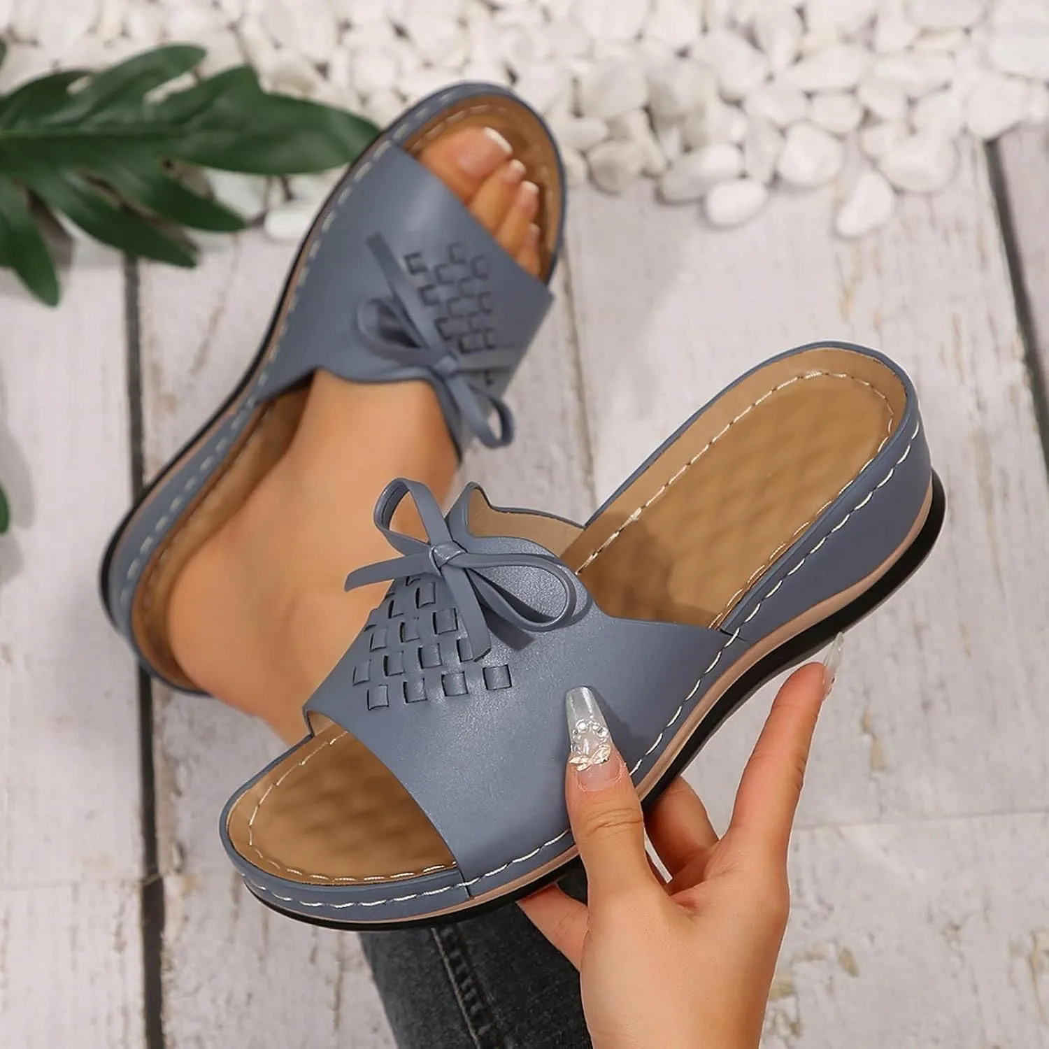 Fashionable Women's Slippers Comfortable Open Toe Wedge Sandals for Casual Relaxation Summer Stylish Footwear