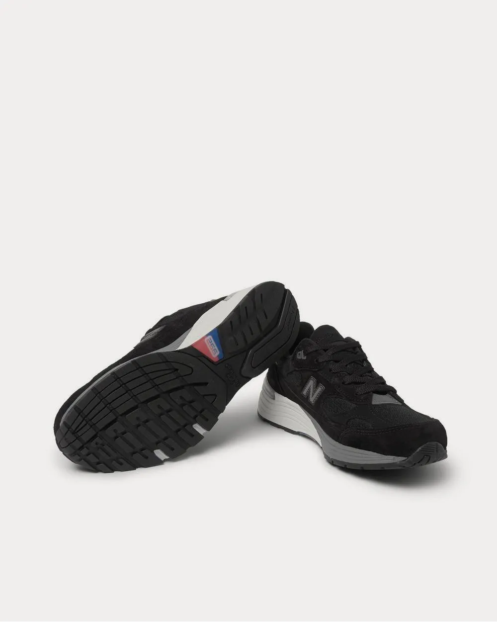 M992 Suede, Nubuck and Mesh  Black low top sneakers