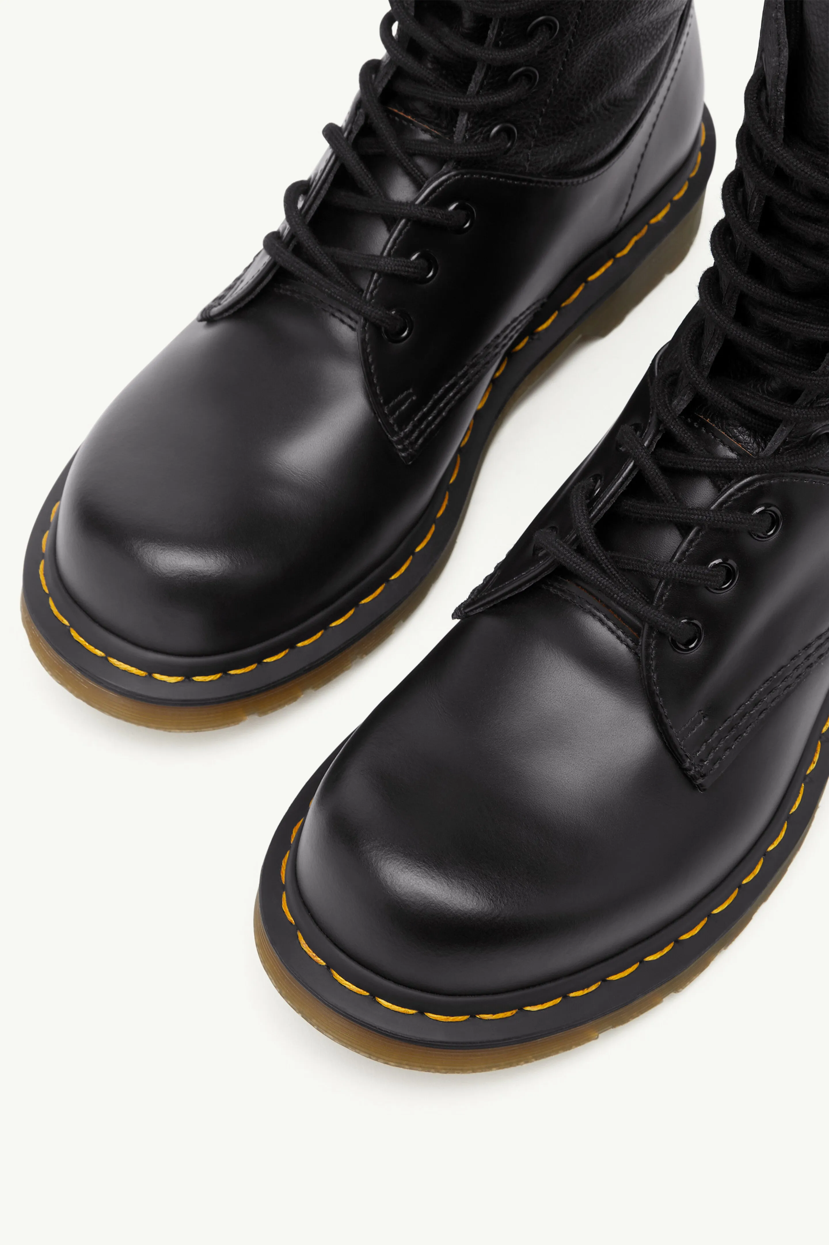 MM6 x Dr Martens Boots W